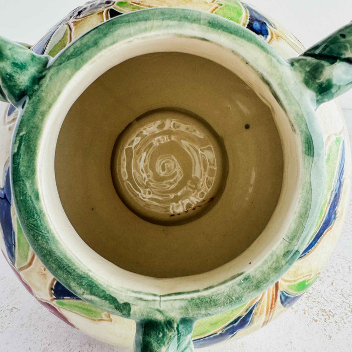 Closeup view of the inside of the Maruhon majolica vase