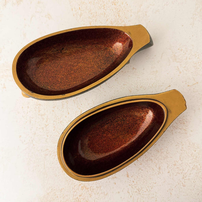 Interior surfaces of female Japanese mandarin duck incense box