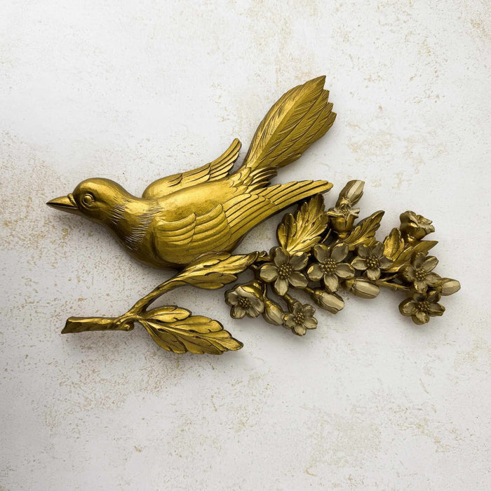 Front view of female bird of 1967 Dart Industries bird and apple blossom wall plaques