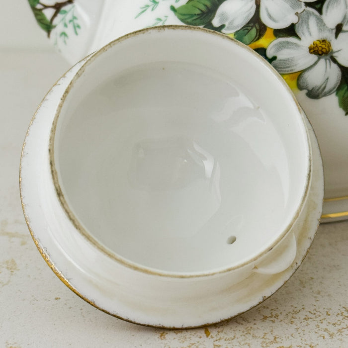 Close-up of underside of lid on Royal Albert White Dogwood teapot